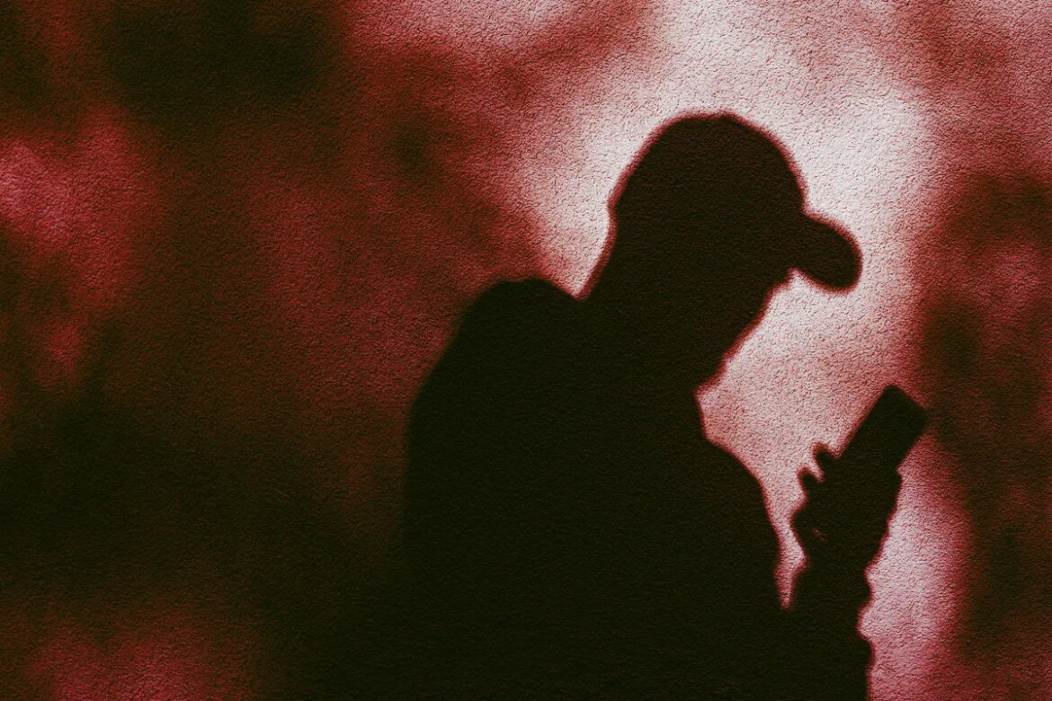 Court documents allege ChatGPT encouraged a violent stalker

