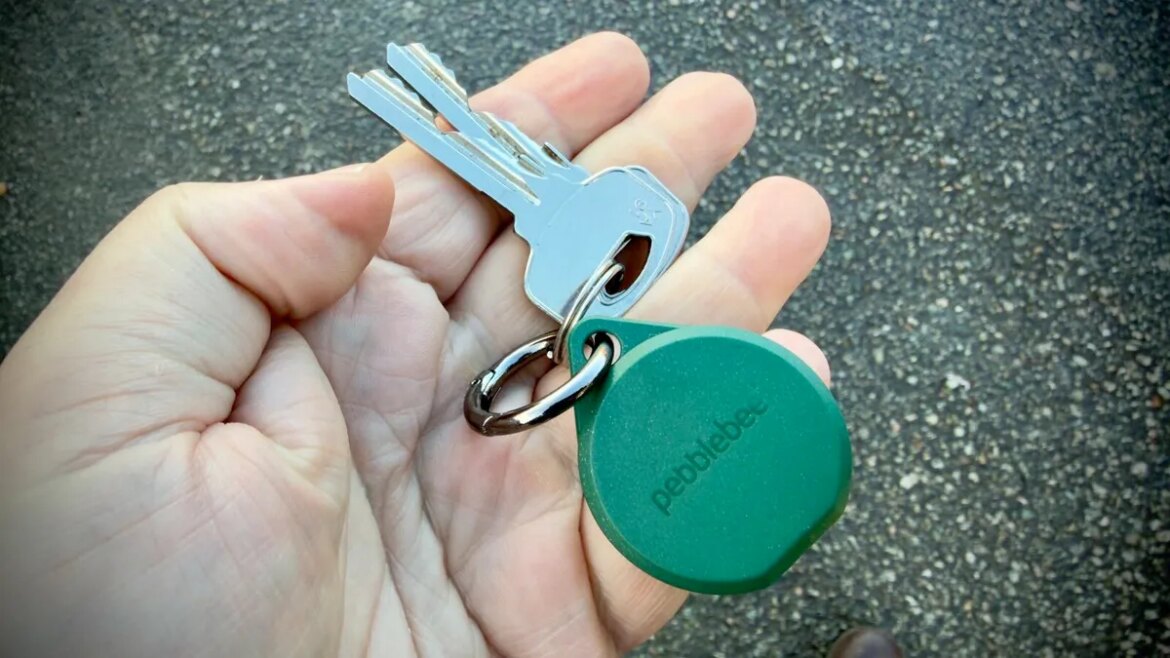 This Bluetooth tracker that replaced my AirTags has more features at a cheaper price

