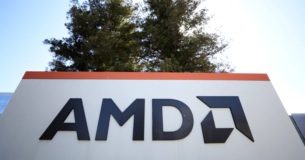 AMD competes with Intel with new AI chips

