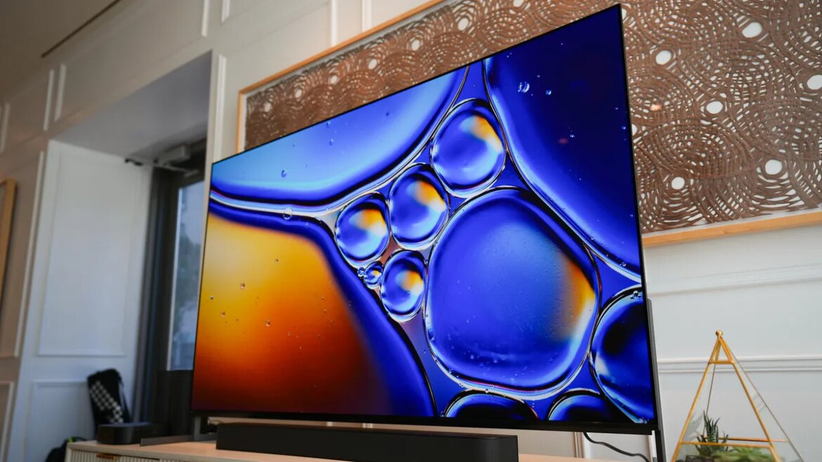 Best Buy is selling last year's Sony flagship OLED at a $1,100 discount — and I highly recommend the TV

