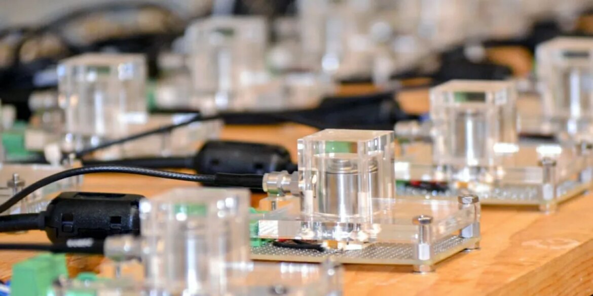 Hearing about battery failure MIT Technology Review

