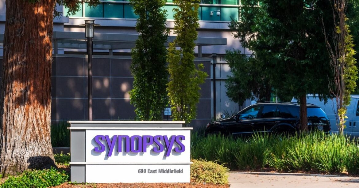 Synopsis targets automotive with AI, software push at CES

