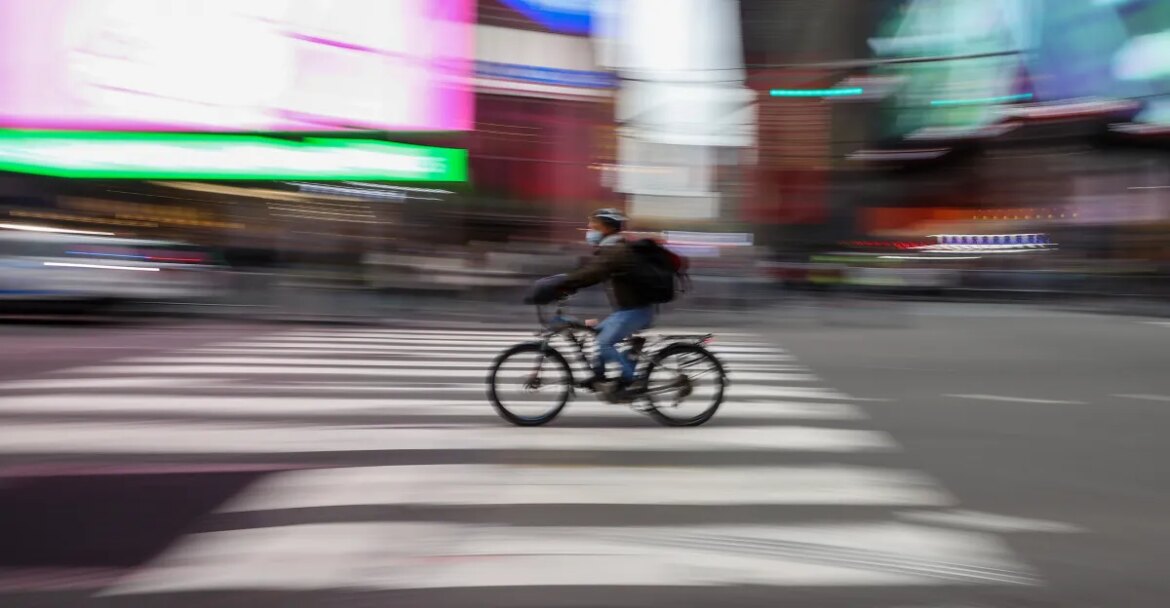 That Viral Reddit Post About Food Delivery Apps Was an AI Scam

