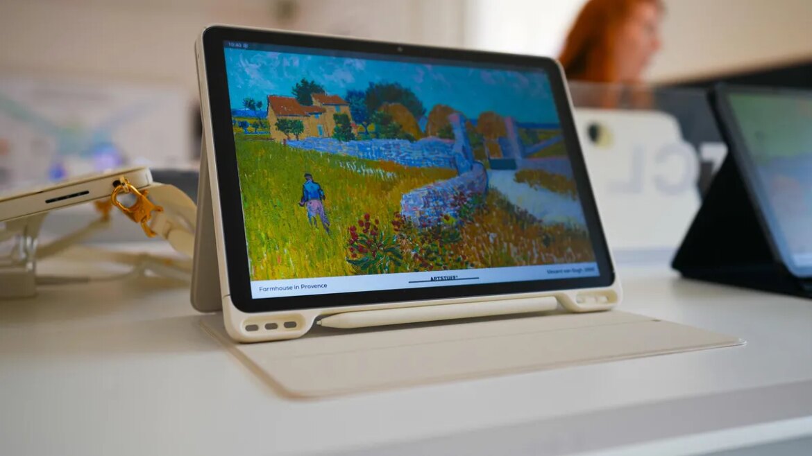 The tablet that replaced my iPad and Kindle got a worthy successor (and it's just as cheap)

