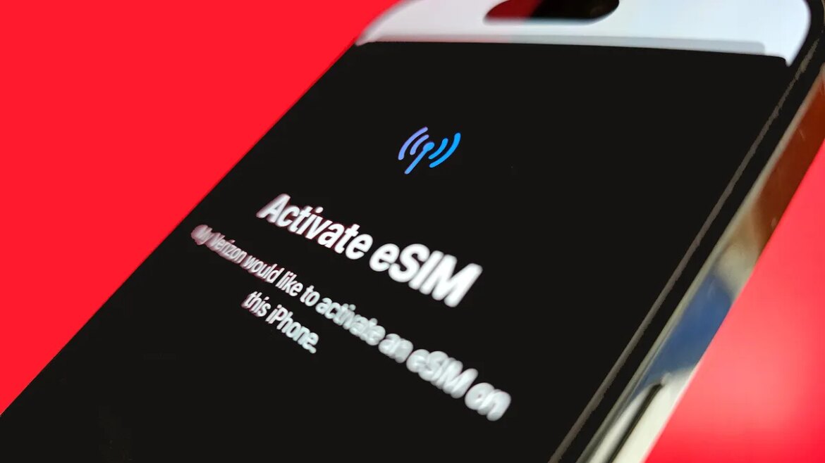 Verizon outage affects more than 2 million users: What 'SOS' means, refunds, more updates

