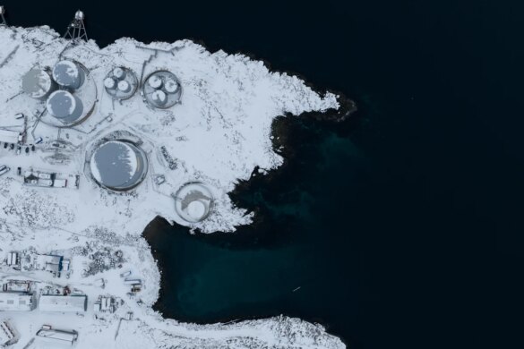 Why is mining Greenland's minerals so challenging?

