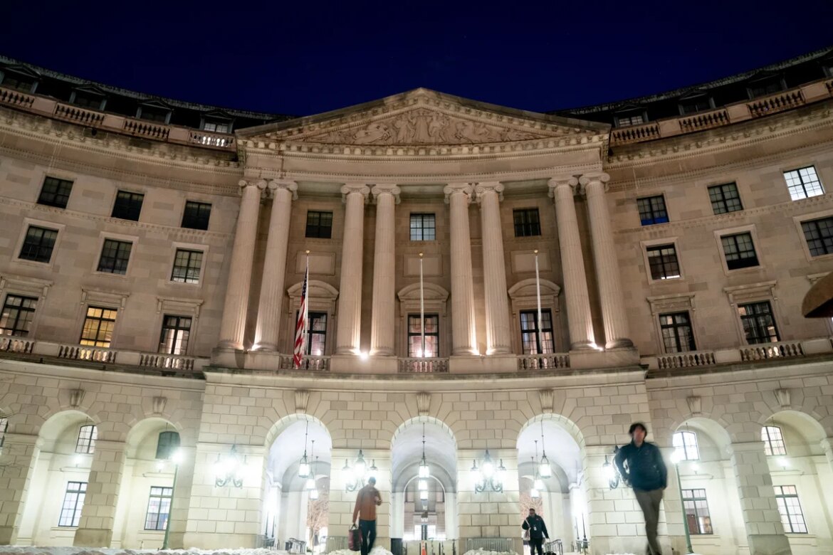 EPA faces lawsuits over return of climate threat

