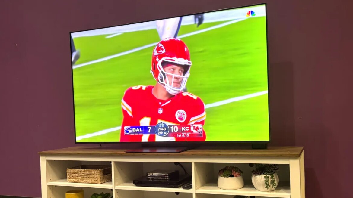 Forget OLED: I'd choose this TCL Mini LED TV deal over expensive models

