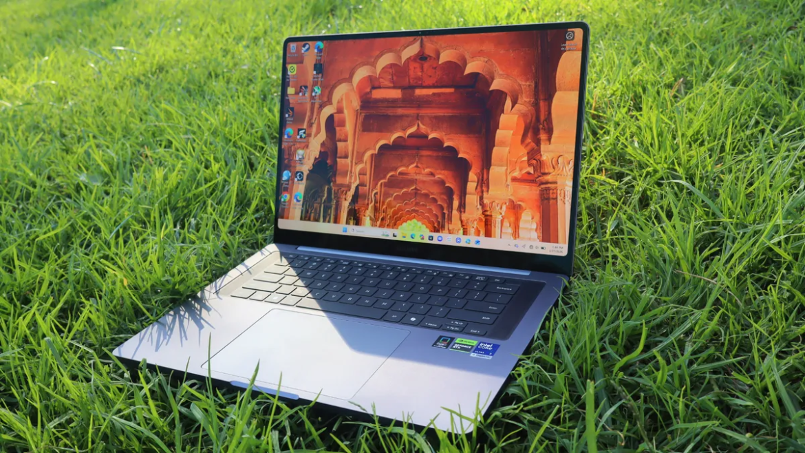 Samsung Galaxy Book 6 Ultra review: A MacBook Pro alternative that actually lasts all day

