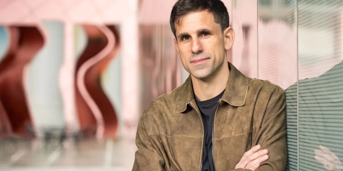 Scientists are using AI to discover antibiotics almost everywhere

