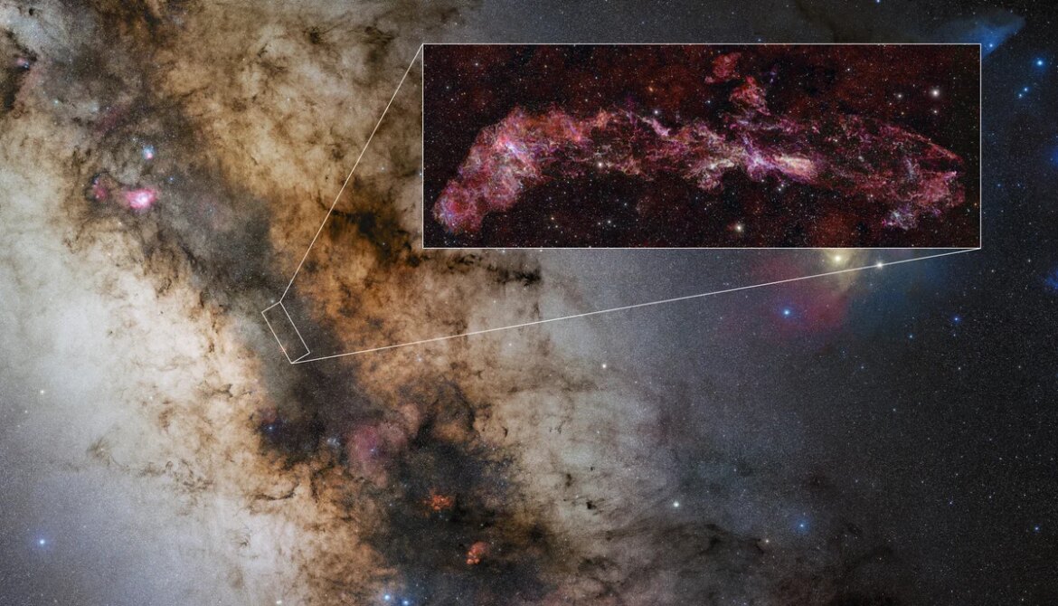 See complexity at the center of the galaxy in new image

