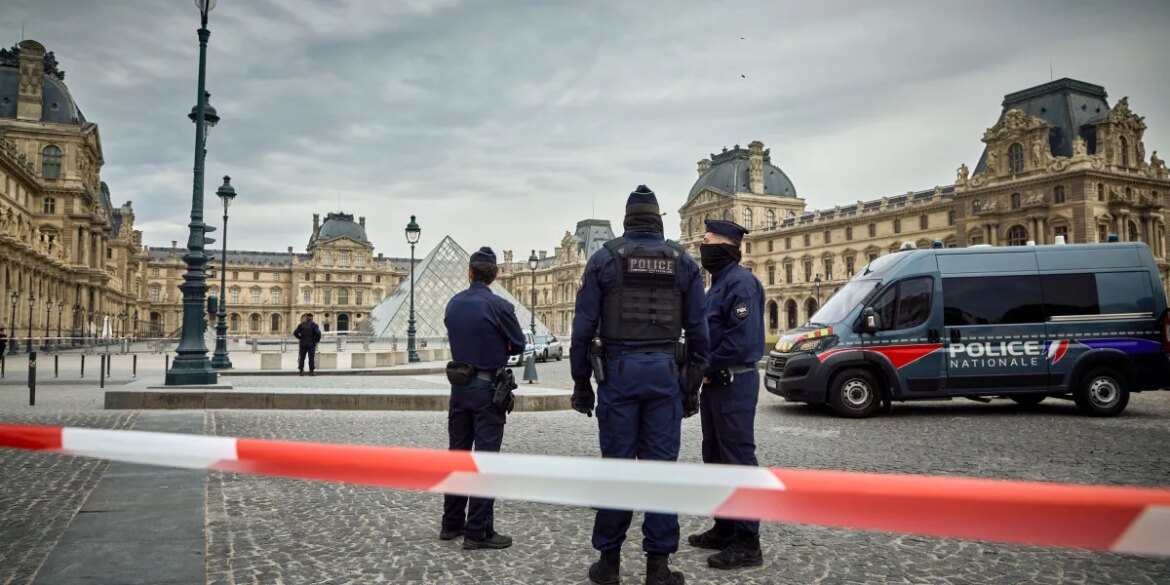 The myth of high-tech robbery

