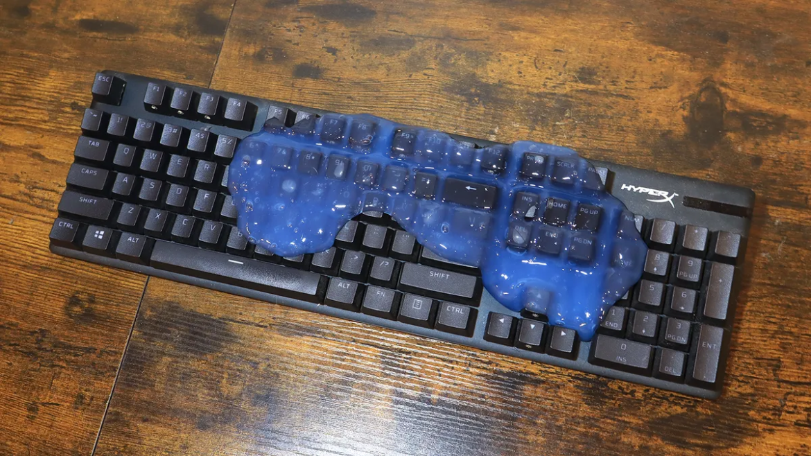 This $5 cleaning gel did wonders for my keyboard and 4 other PC cleaning tips

