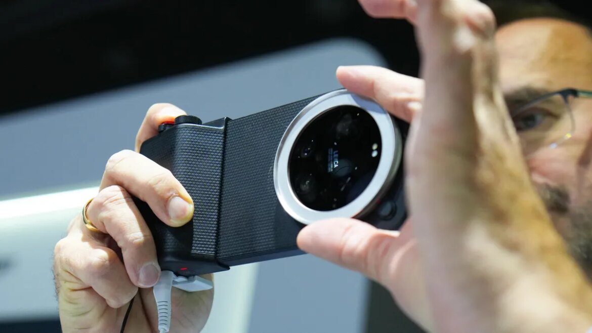 Best of MWC 2026: Live updates on the phones, concepts, and robots we're seeing

