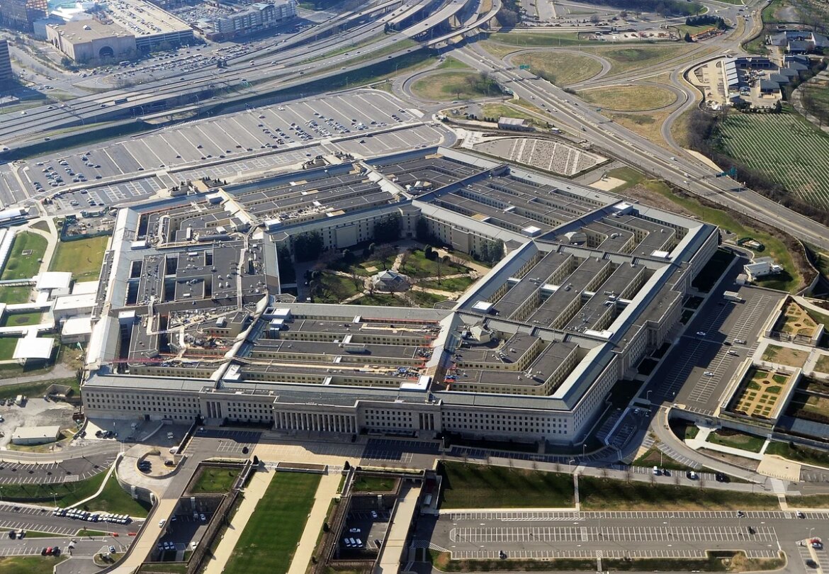 Why could it take months to replace Anthropic at the Pentagon?

